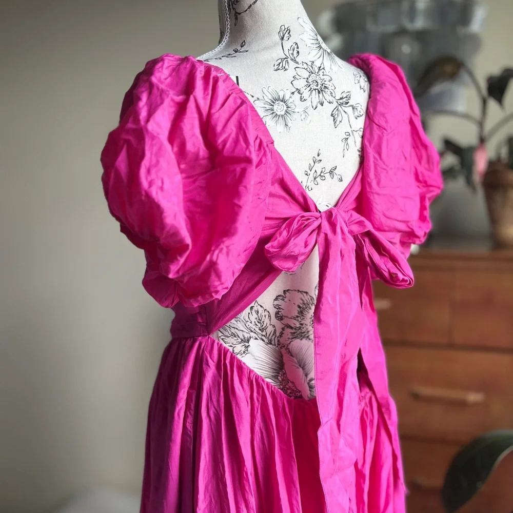Abercrombie & Fitch Fuchsia Puff-Sleeve Maxi Dress
